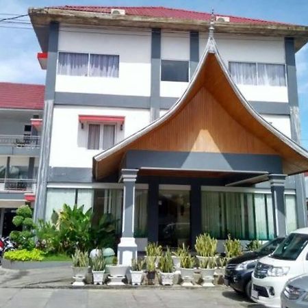 Edotel Minangkabau Padang  Luaran gambar