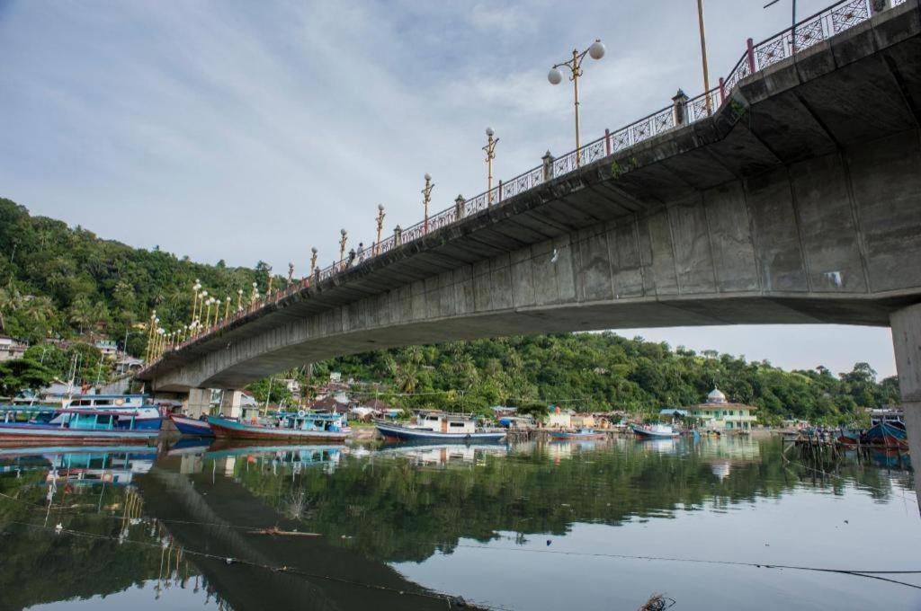Edotel Minangkabau Padang  Luaran gambar
